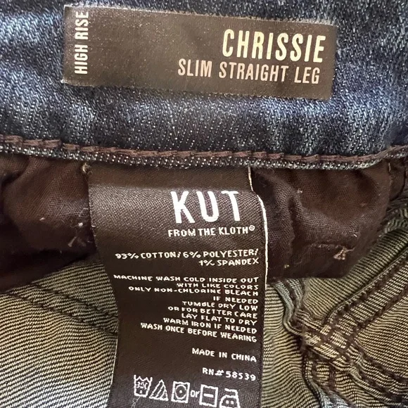 Kut from the Kloth Chrisse Slim Straight Leg - Picture 6 of 7